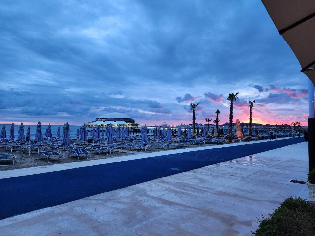 Hotel Maren Durrës Exteriér fotografie