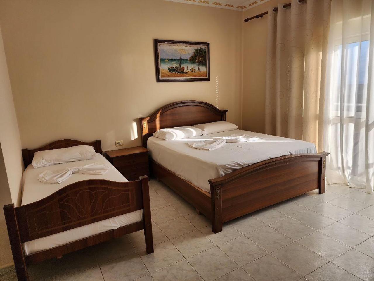 Hotel Maren Durrës Pokoj fotografie