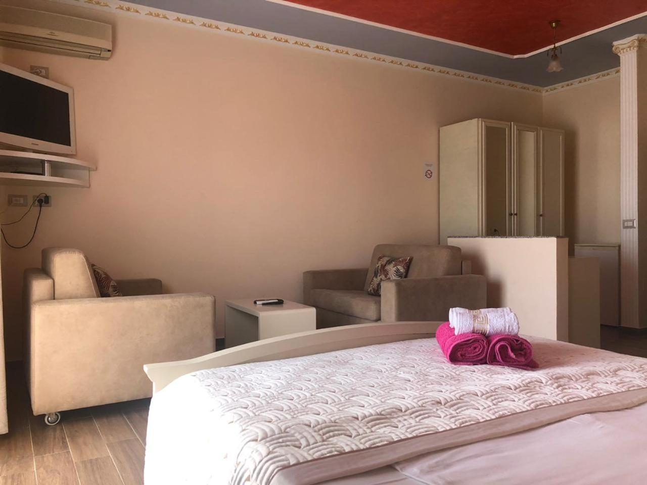 Hotel Maren Durrës Pokoj fotografie