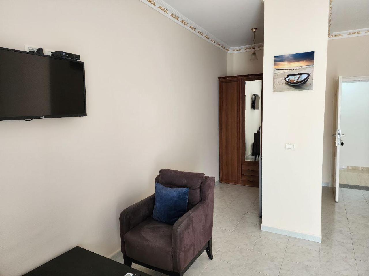 Hotel Maren Durrës Pokoj fotografie