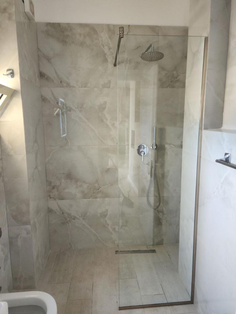 Hotel Maren Durrës Pokoj fotografie