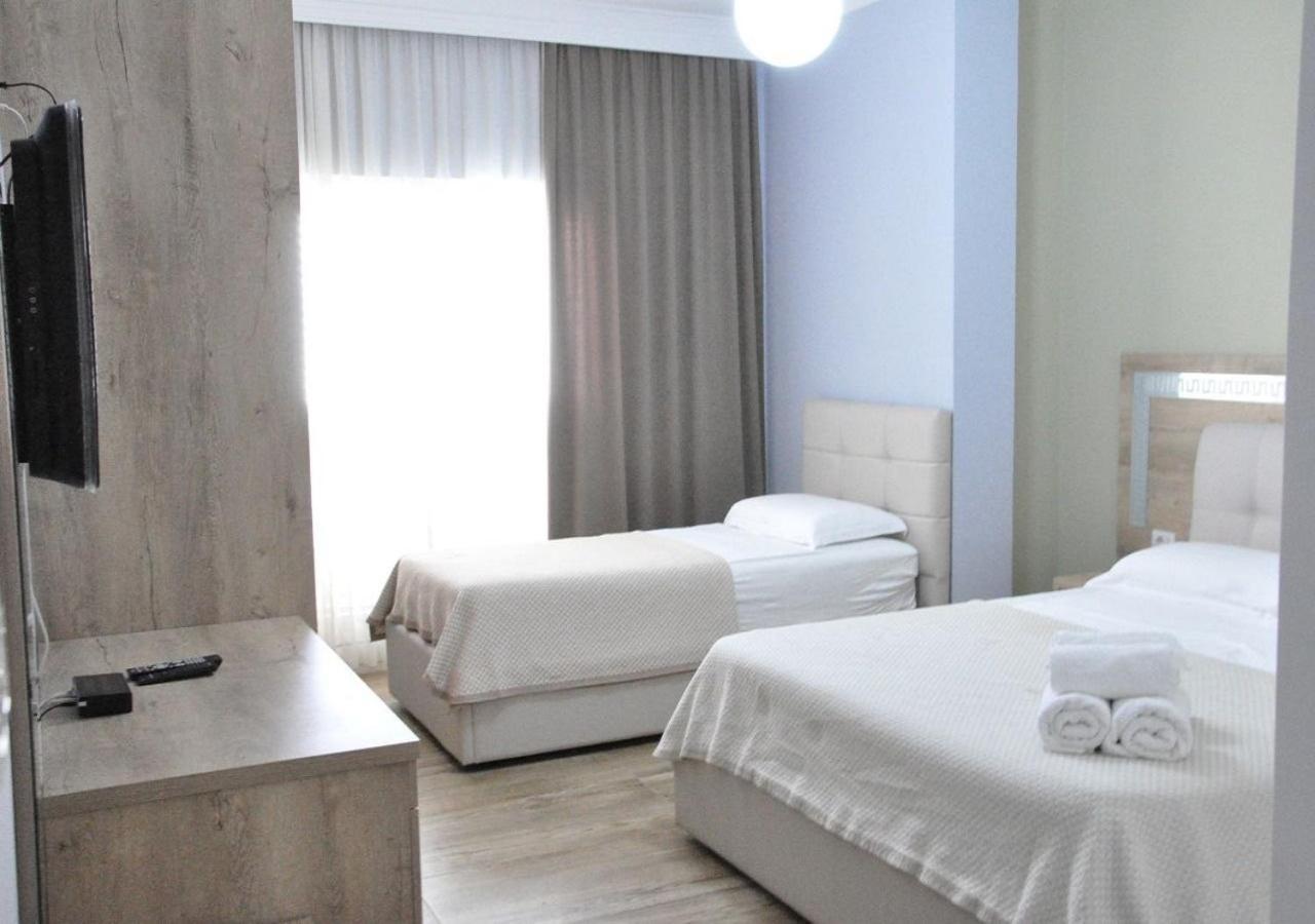 Hotel Maren Durrës Pokoj fotografie