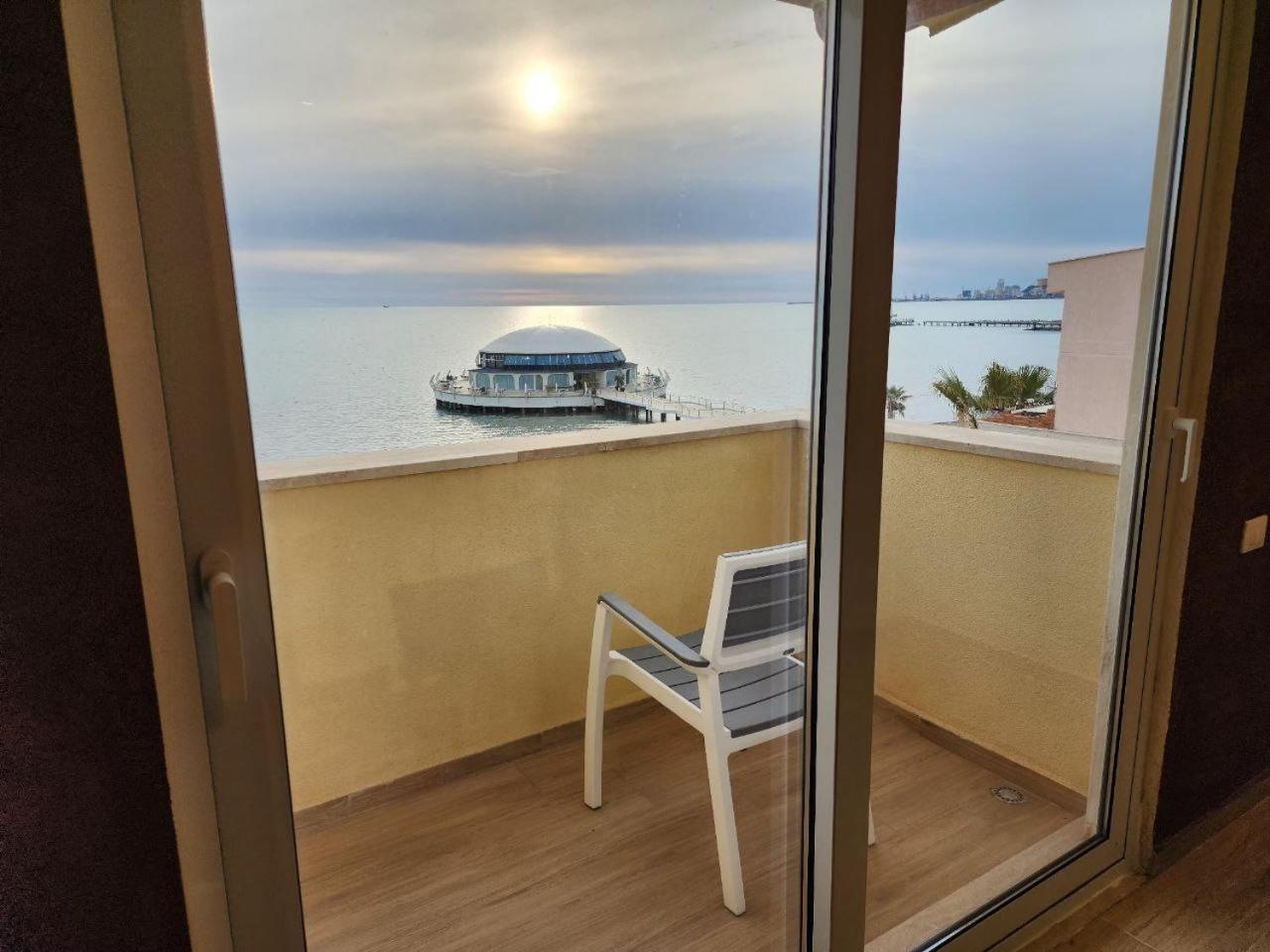 Hotel Maren Durrës Exteriér fotografie