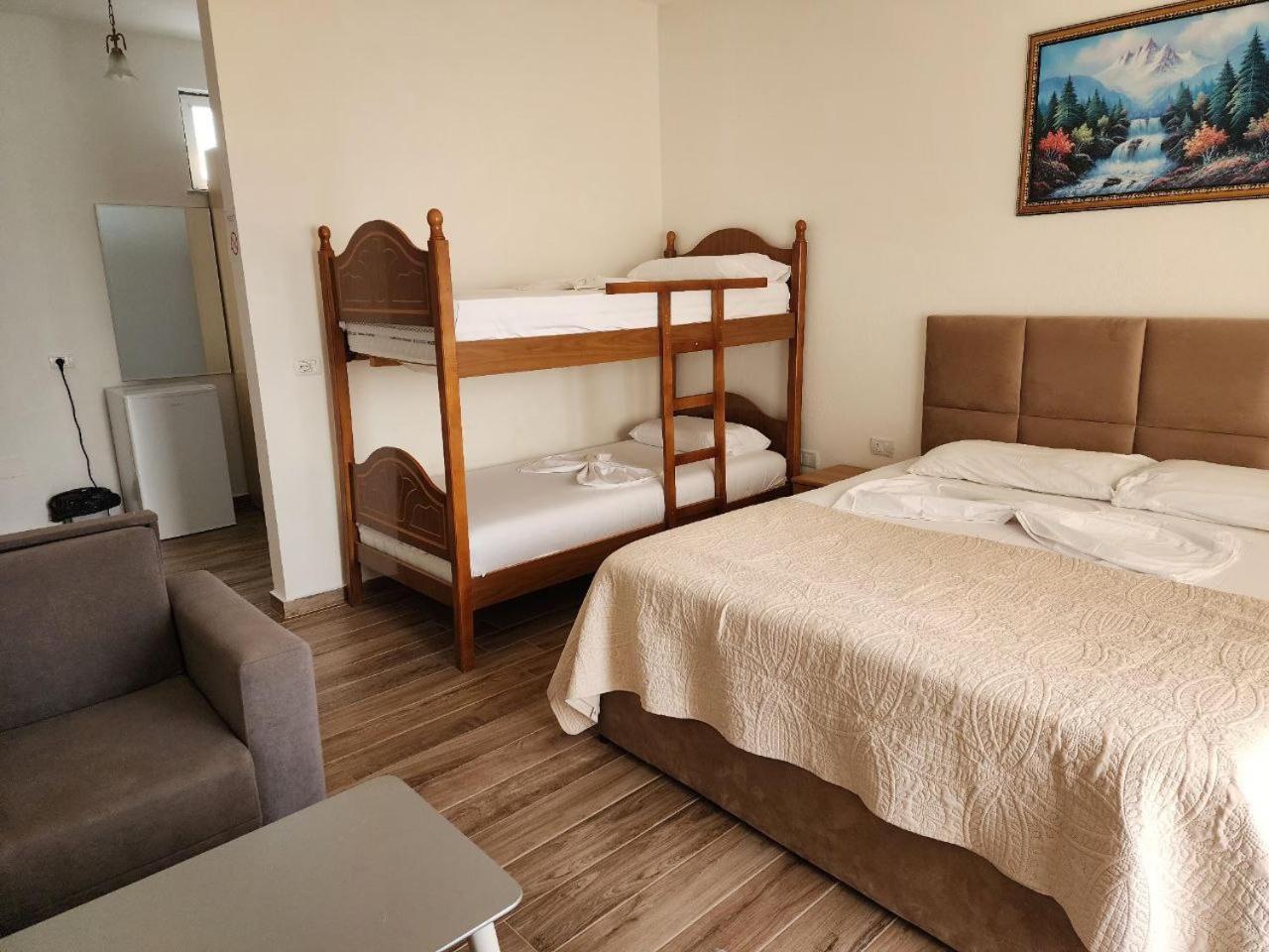 Hotel Maren Durrës Pokoj fotografie