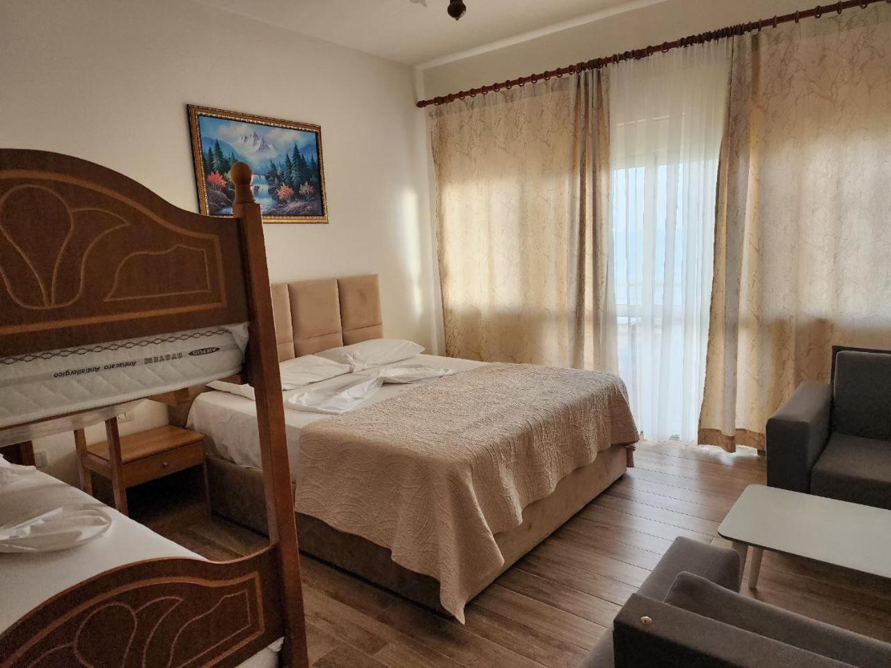 Hotel Maren Durrës Pokoj fotografie